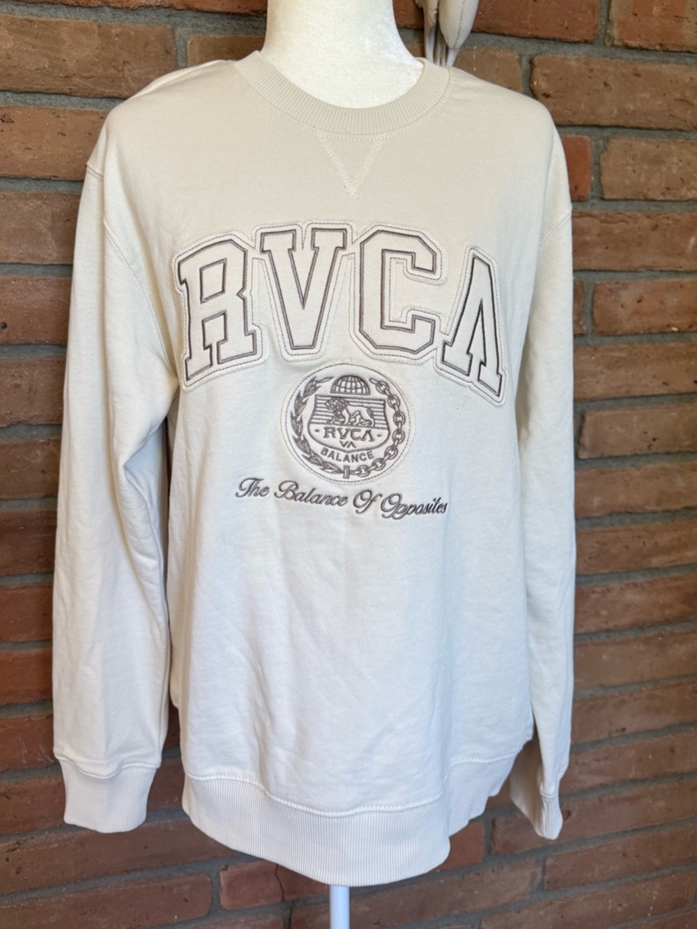 RVCA Men's Cream Logo Crewneck Sweatshirt with Embroidered Crest